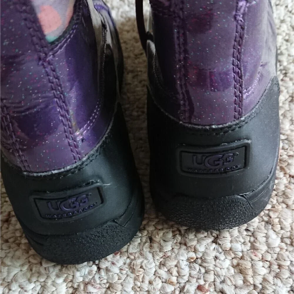 UGG Butte II Boots Purple Velvet size 6